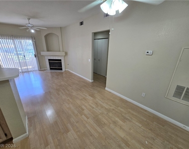 5415 W Harmon Avenue - Photo Thumbnail 6