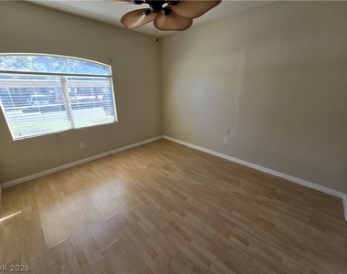 5415 W Harmon Avenue - Photo Thumbnail 12
