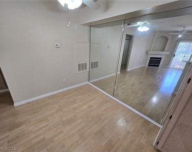 5415 W Harmon Avenue - Photo Thumbnail 7