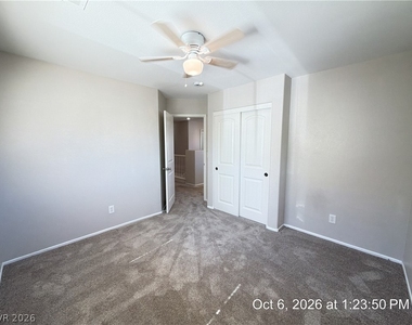 672 Wessex Drive - Photo Thumbnail 32