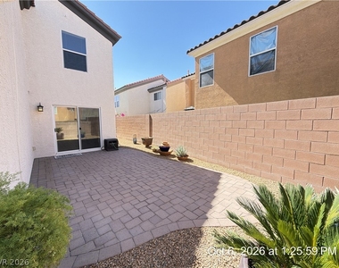 672 Wessex Drive - Photo Thumbnail 38
