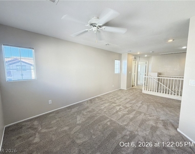 672 Wessex Drive - Photo Thumbnail 22