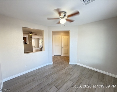 672 Wessex Drive - Photo Thumbnail 4