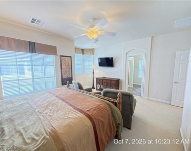 246 Queens Court - Photo Thumbnail 19