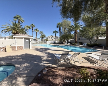 246 Queens Court - Photo Thumbnail 47