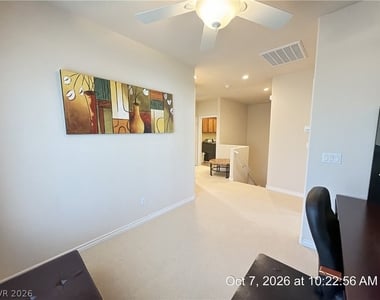 246 Queens Court - Photo Thumbnail 17