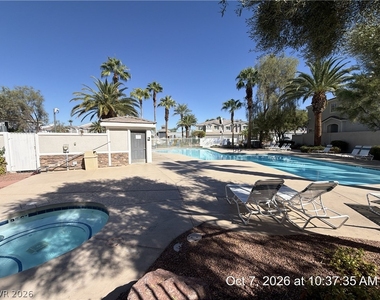 246 Queens Court - Photo Thumbnail 46