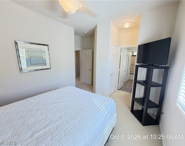 246 Queens Court - Photo Thumbnail 32
