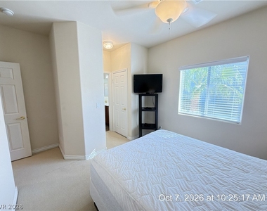 246 Queens Court - Photo Thumbnail 33
