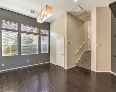 1951 Ardilea Street - Photo Thumbnail 5