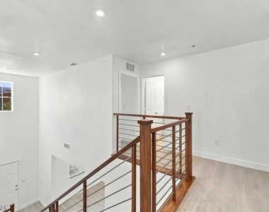 347 Basin Falls Street - Photo Thumbnail 19
