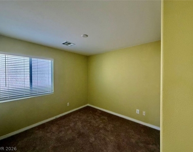 7326 Dicentra Road - Photo Thumbnail 12