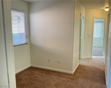 9744 Wailings Avenue - Photo Thumbnail 16