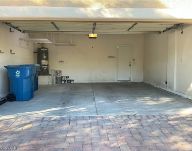 9744 Wailings Avenue - Photo Thumbnail 22