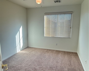 9744 Wailings Avenue - Photo Thumbnail 14
