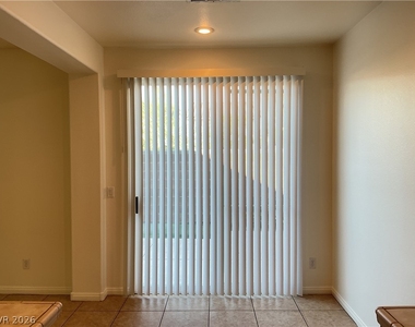 9744 Wailings Avenue - Photo Thumbnail 4