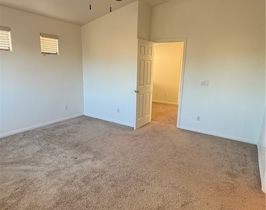 9744 Wailings Avenue - Photo Thumbnail 21