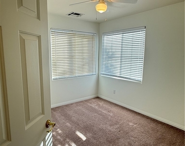 9744 Wailings Avenue - Photo Thumbnail 12