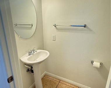 9744 Wailings Avenue - Photo Thumbnail 6
