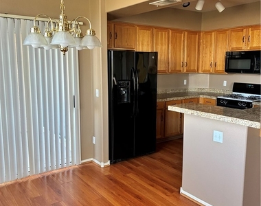 9901 Trailwood Drive - Photo Thumbnail 5