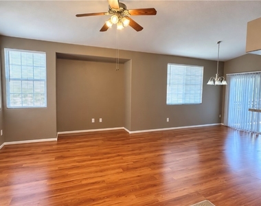 9901 Trailwood Drive - Photo Thumbnail 3