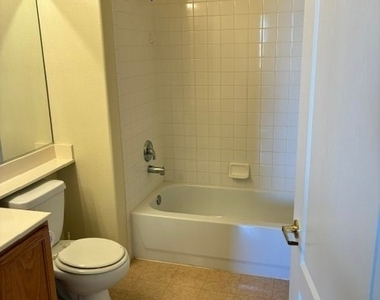 9901 Trailwood Drive - Photo Thumbnail 11