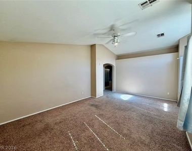 2467 Sheltered Meadows Lane - Photo Thumbnail 12