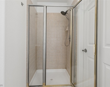 548 Aspen Leaf Street - Photo Thumbnail 30