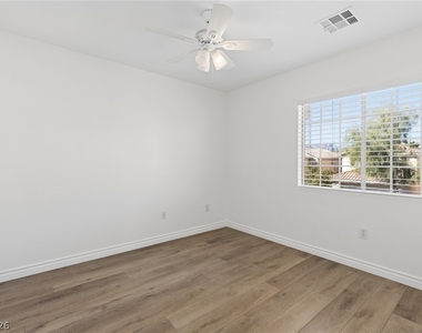 548 Aspen Leaf Street - Photo Thumbnail 34