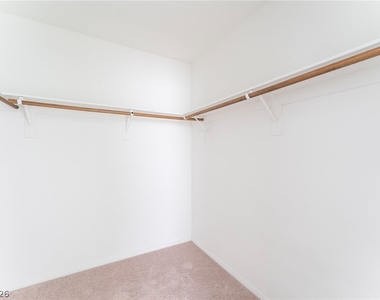 8941 Glass Gallery Court - Photo Thumbnail 13