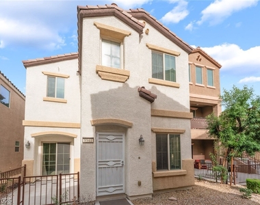 8941 Glass Gallery Court - Photo Thumbnail 26