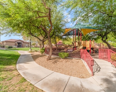 8941 Glass Gallery Court - Photo Thumbnail 25