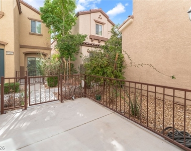 8941 Glass Gallery Court - Photo Thumbnail 19
