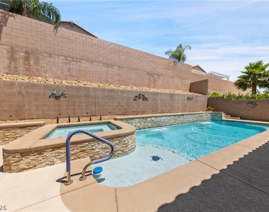 10100 Cambridge Brook Avenue - Photo Thumbnail 2