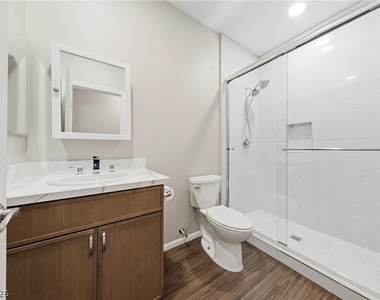 9613 Cherry Canyon Avenue - Photo Thumbnail 8