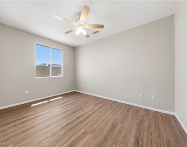 9613 Cherry Canyon Avenue - Photo Thumbnail 9