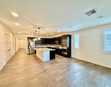 1602 Morning Bell Avenue - Photo Thumbnail 4
