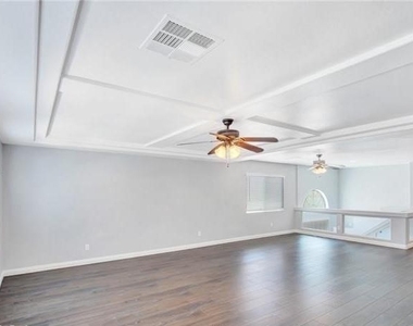 6375 Mount Eden Avenue - Photo Thumbnail 9