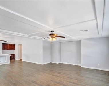 6375 Mount Eden Avenue - Photo Thumbnail 8