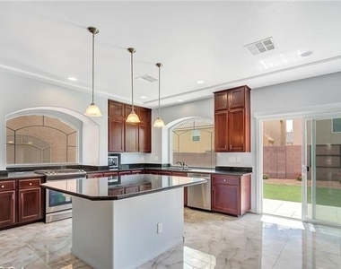 6375 Mount Eden Avenue - Photo Thumbnail 5