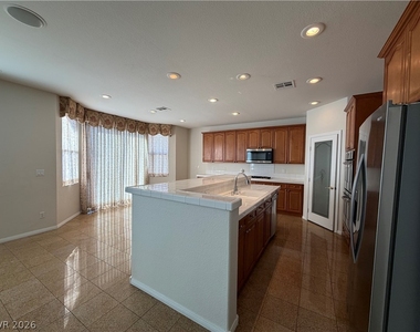 459 Wendover Hills Avenue - Photo Thumbnail 4