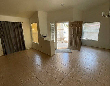 559 Apostle Drive - Photo Thumbnail 5