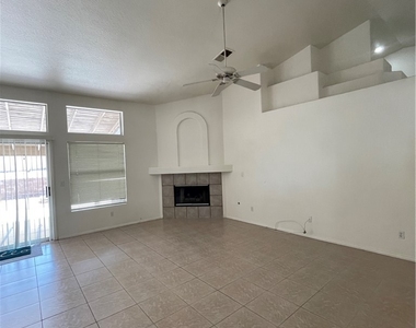 559 Apostle Drive - Photo Thumbnail 3