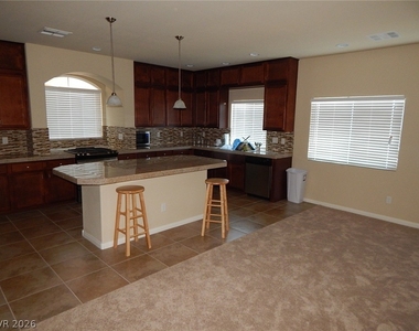5869 Pillar Rock Avenue - Photo Thumbnail 11