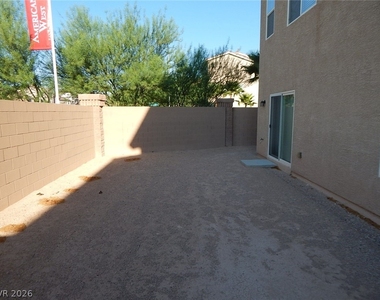 5869 Pillar Rock Avenue - Photo Thumbnail 4