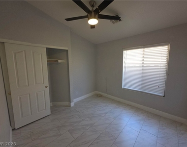 9085 Living Rose Street - Photo Thumbnail 17