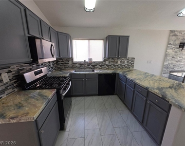 9085 Living Rose Street - Photo Thumbnail 8