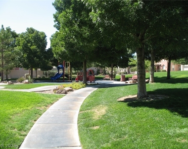 2277 Summer Home Street - Photo Thumbnail 17