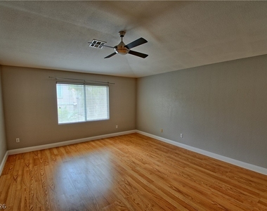 2277 Summer Home Street - Photo Thumbnail 6