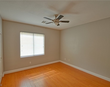 2277 Summer Home Street - Photo Thumbnail 12